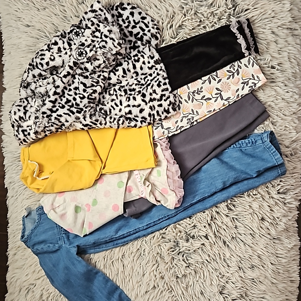 (3/$15) Toddler Girl Bundle Size 18 mth